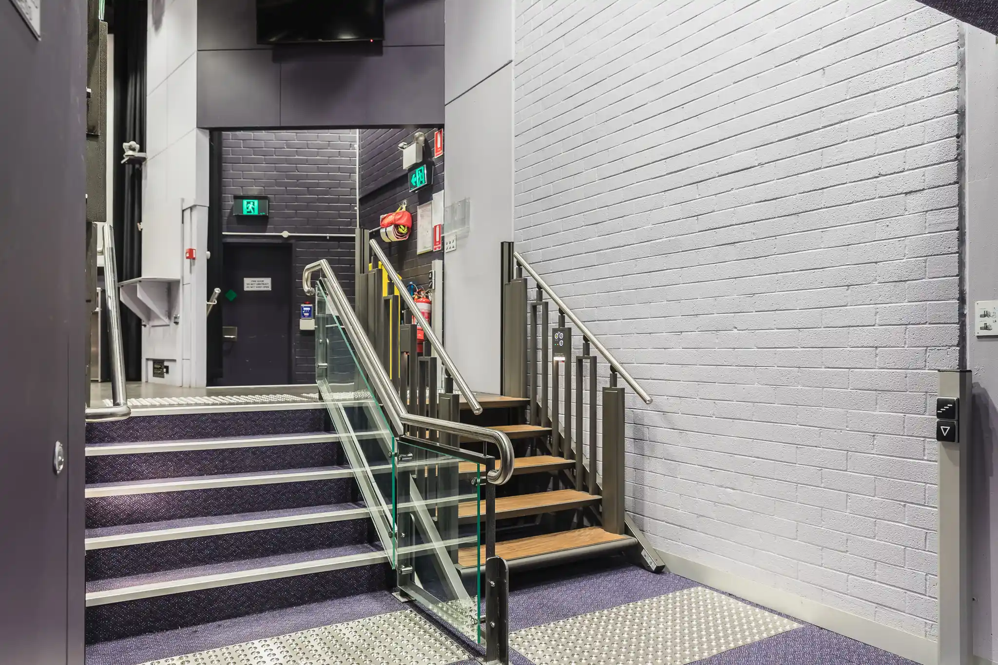 Questacon Japan Theatre Improvements - Photo 2