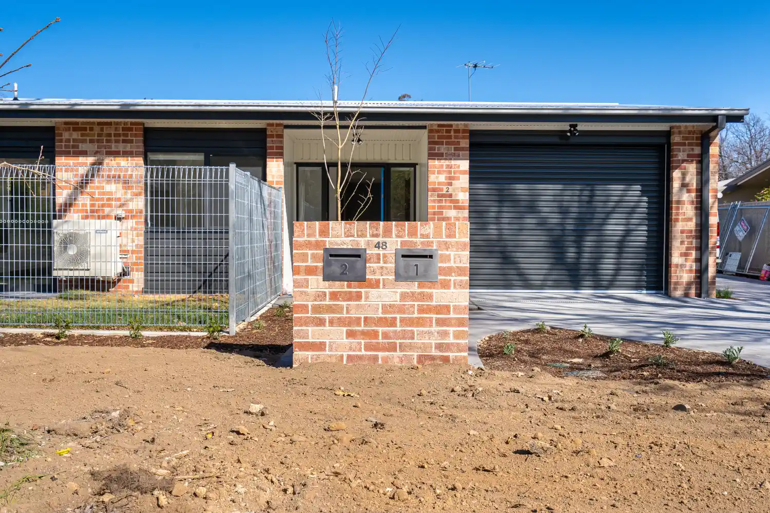 Contemporary outdoor area
